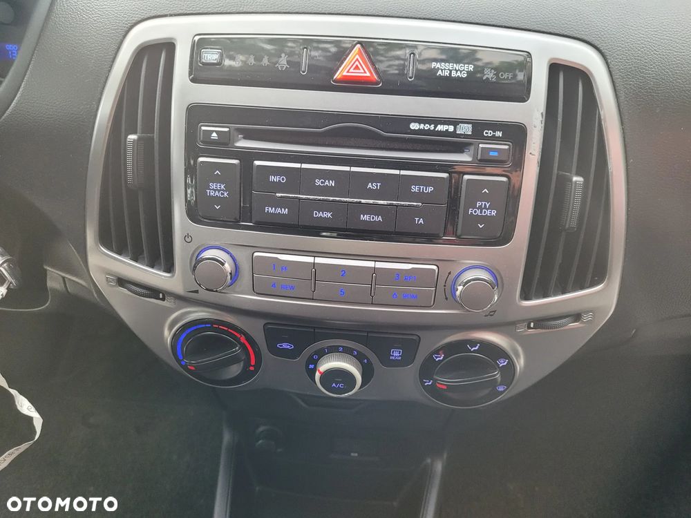 Hyundai i20 1.2 Fifa World Cup Edition - 7