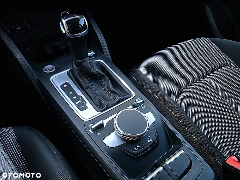 Audi Q2 35 TDI S tronic S line - 14
