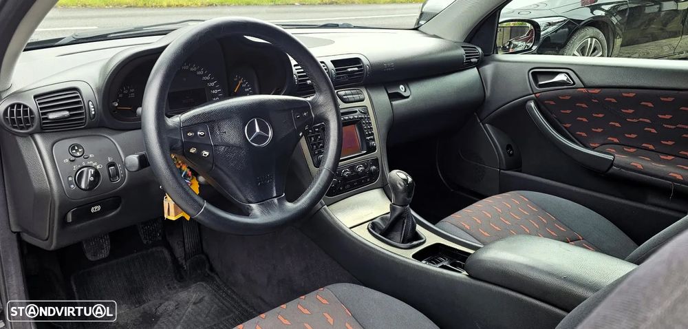Mercedes-Benz C 220 CDI Sportcoupe - 21