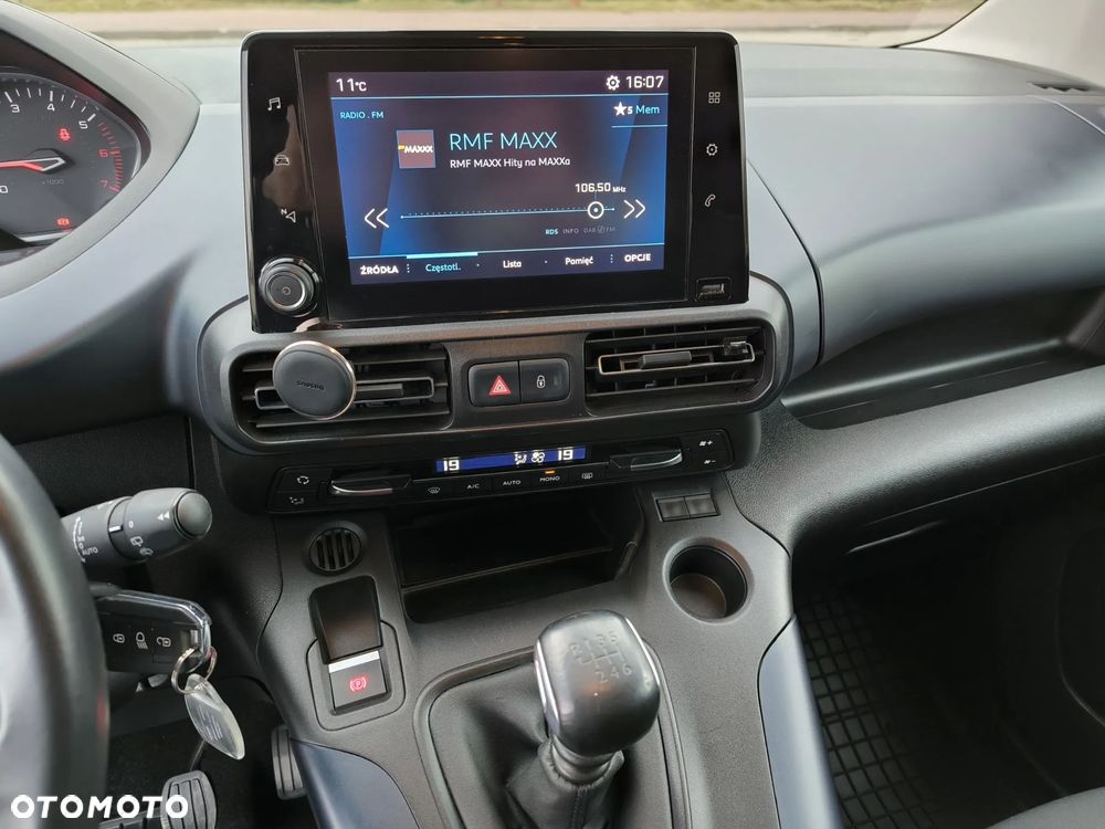 Peugeot Rifter Long 1.5 BlueHDI Allure S&S (7-os.) - 28