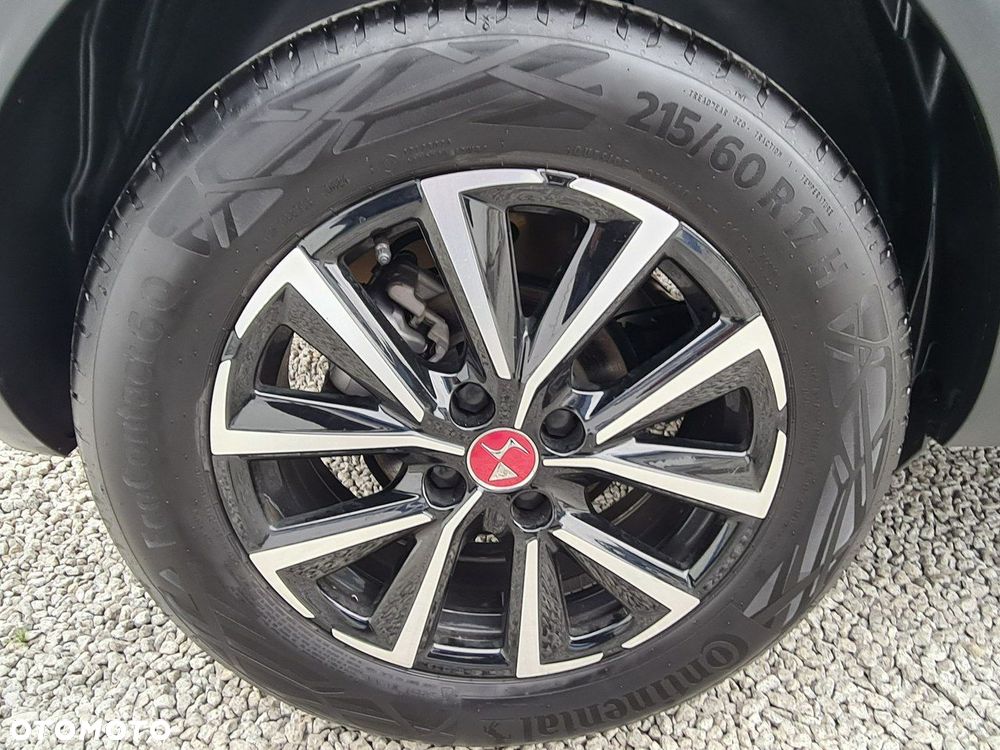 DS Automobiles DS 3 Crossback 1.2 PureTech Performance Line + - 36