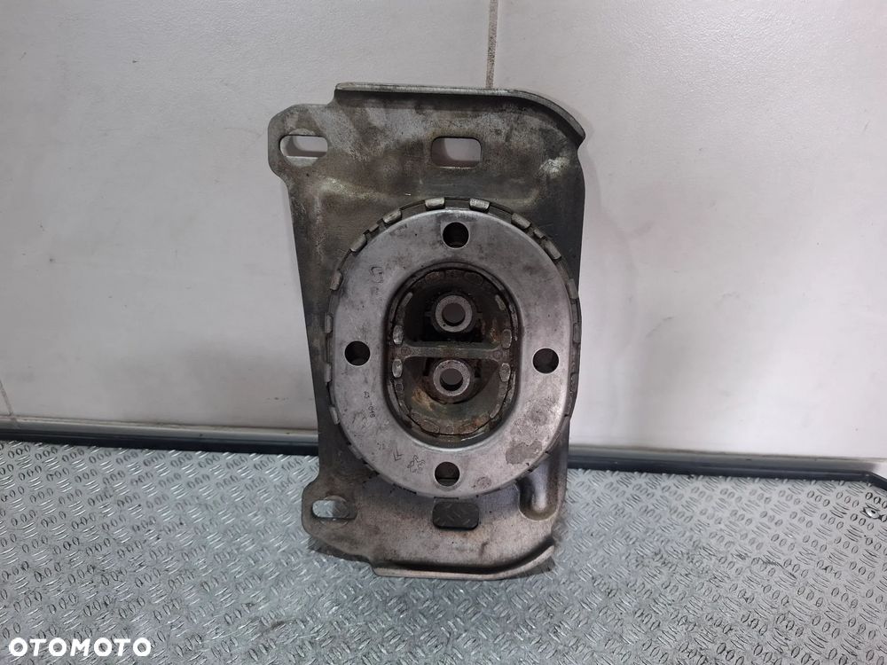 Łapa poduszka skrzyni biegów Peugeot Expert III 2,0 BHDI 2019 rok nr 9673768680 - 2