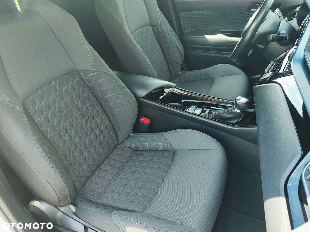 Toyota C-HR 1.8 Hybrid Premium - 36