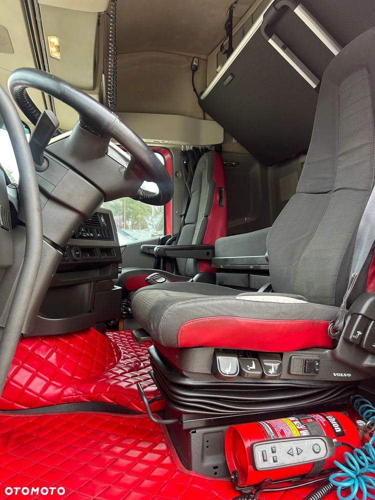 Volvo FH 460 AUTOMAT / HALOGENY ORUROWANIE / FULL SPOJLERY / OBRTOWE SIEDZENIE / KSENONY / LED / POLSKI SALON / PRZEBIEG 995 TYS. KM / EURO 6 / 2014 ROK !! - 27