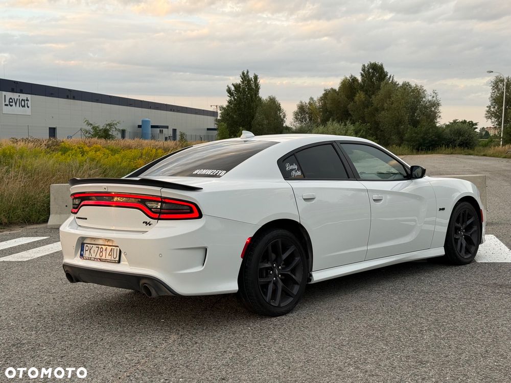 Dodge Charger 5.7 R/T Daytona - 9