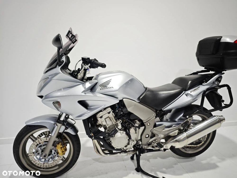 Honda CBF - 15