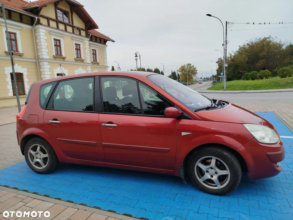 Renault Scenic - 8