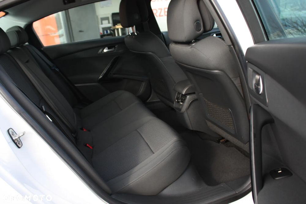 Peugeot 508 155 THP Style - 25