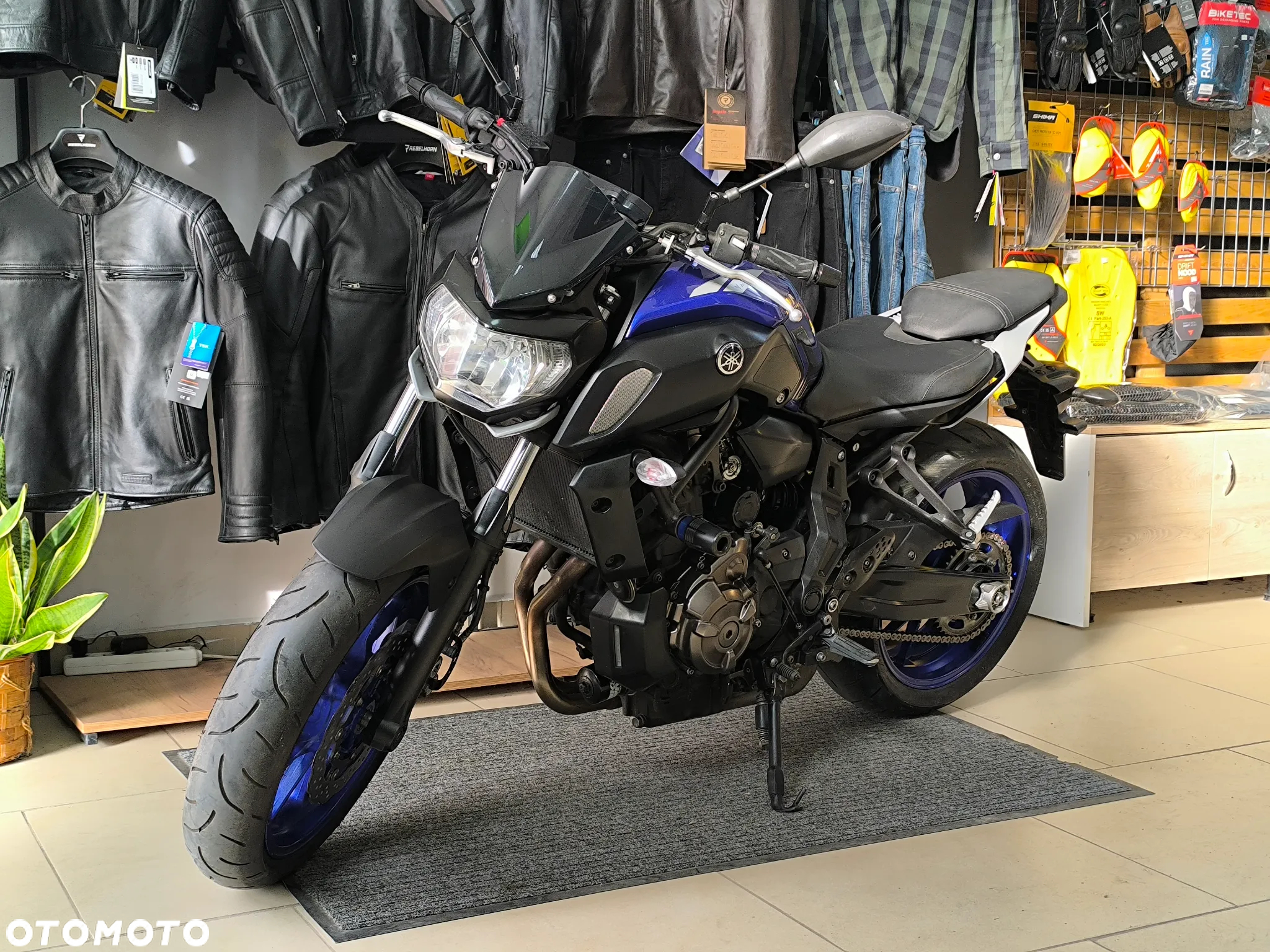 Yamaha MT - 9