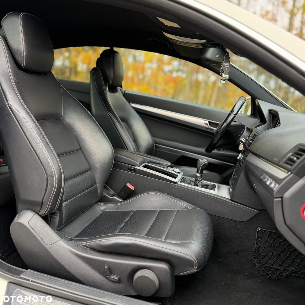 Mercedes-Benz Klasa E 220 CDI BlueEff - 11