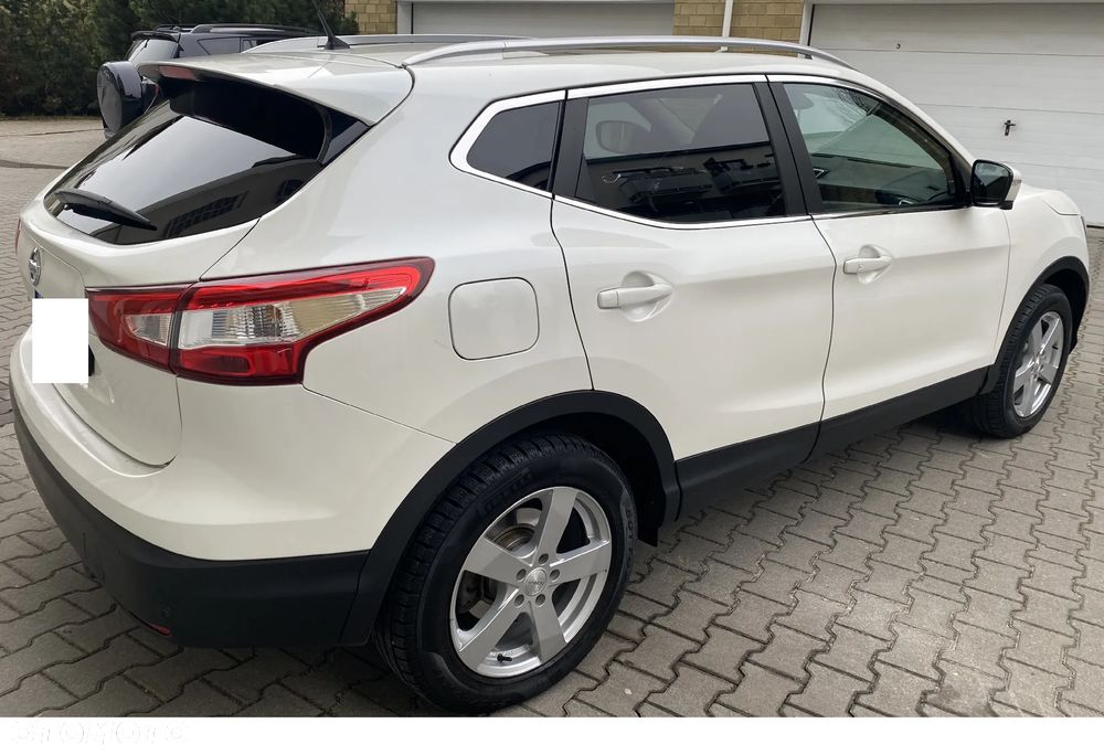 Nissan Qashqai 1.2 DIG-T Tekna EU6 - 4