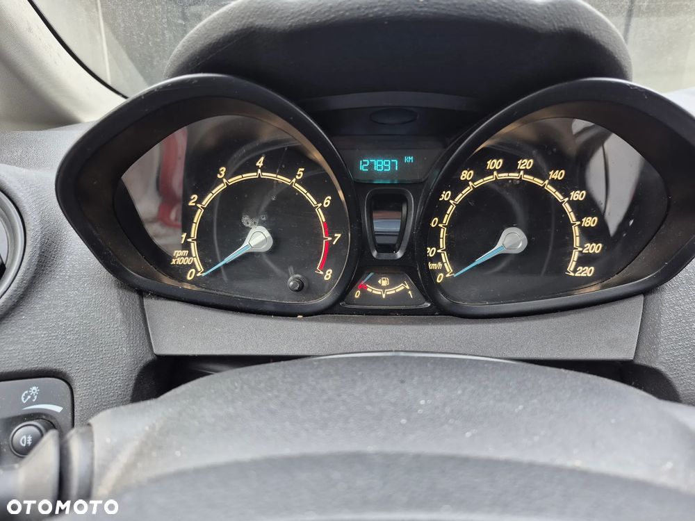 Ford Fiesta 1.25 Silver X (Ambiente) - 17