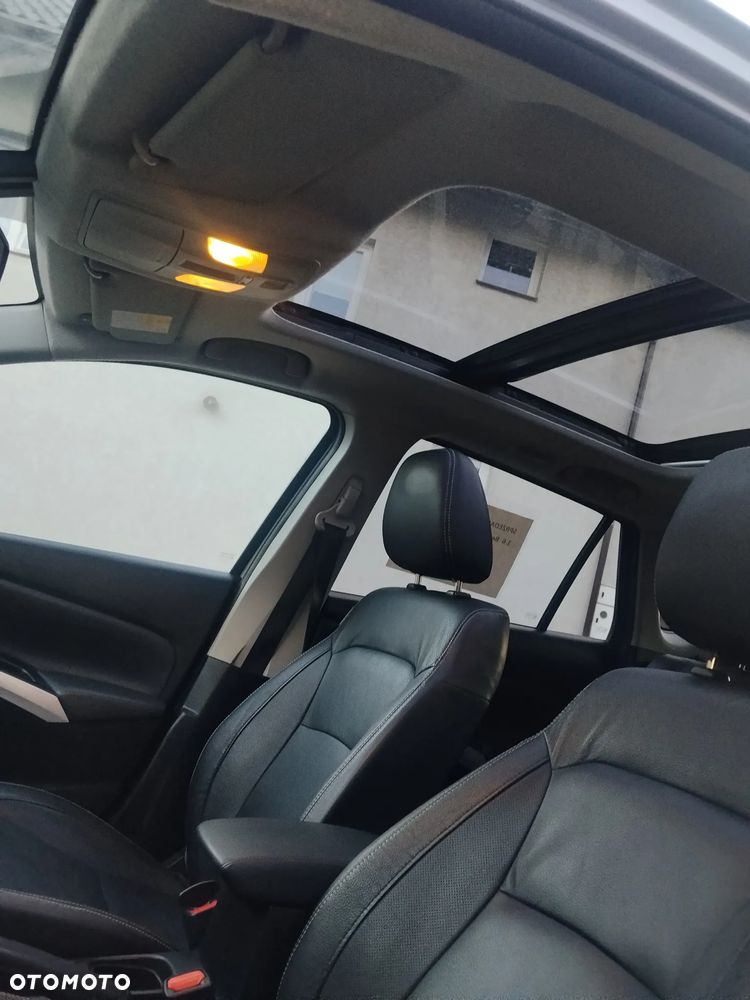 Suzuki SX4 1.6 Premium - 9