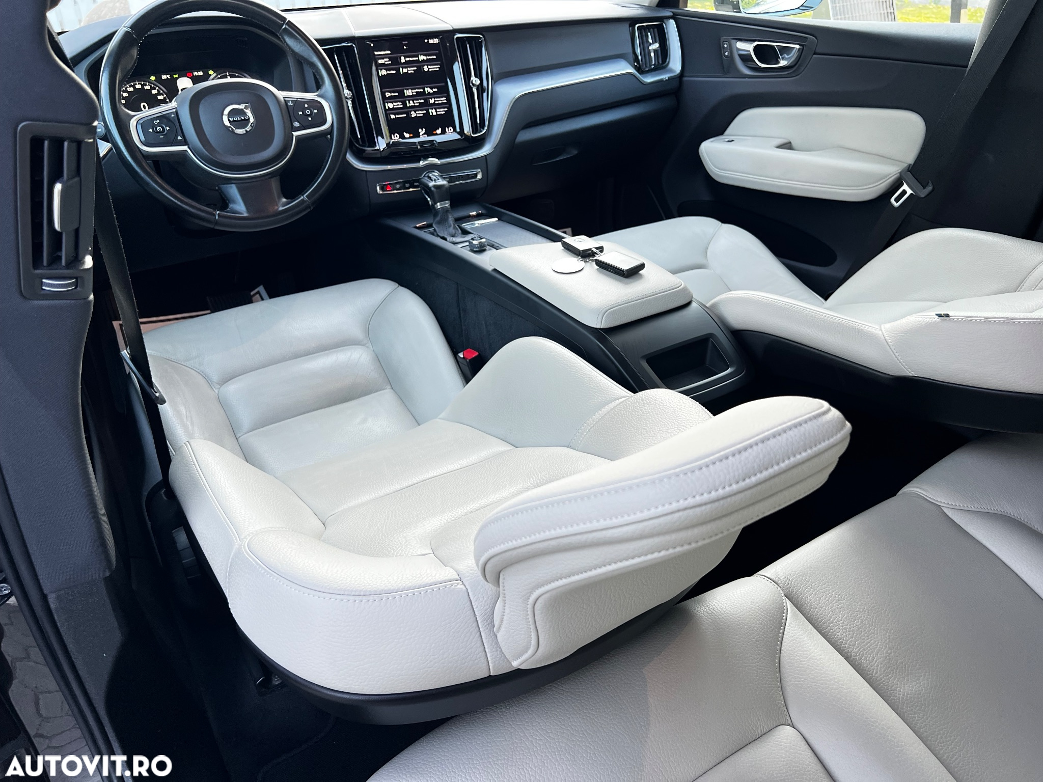 Volvo XC 60 D4 Geartronic Momentum Pro - 6