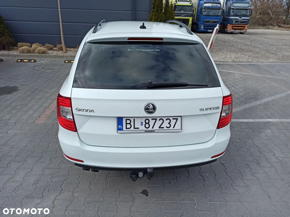 Skoda Superb 2.0 TDI Ambition - 5