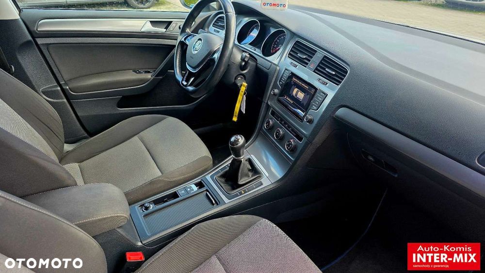 Volkswagen Golf - 18