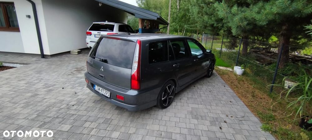 Mitsubishi Lancer - 6