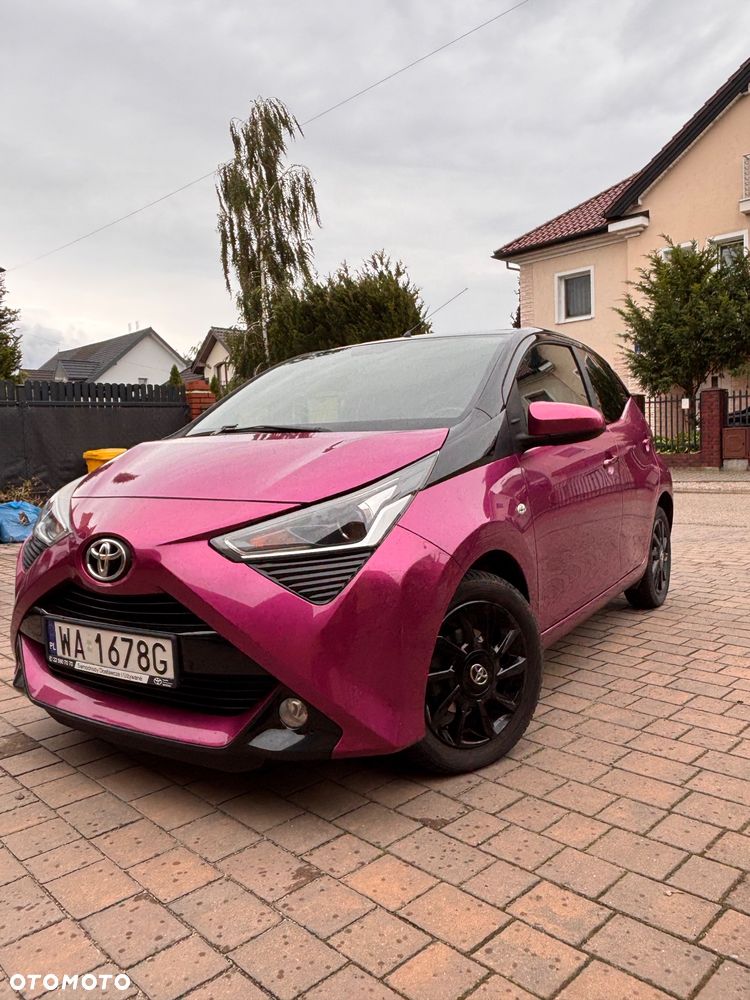 Toyota Aygo 1.0 VVT-i Color Edition - 1