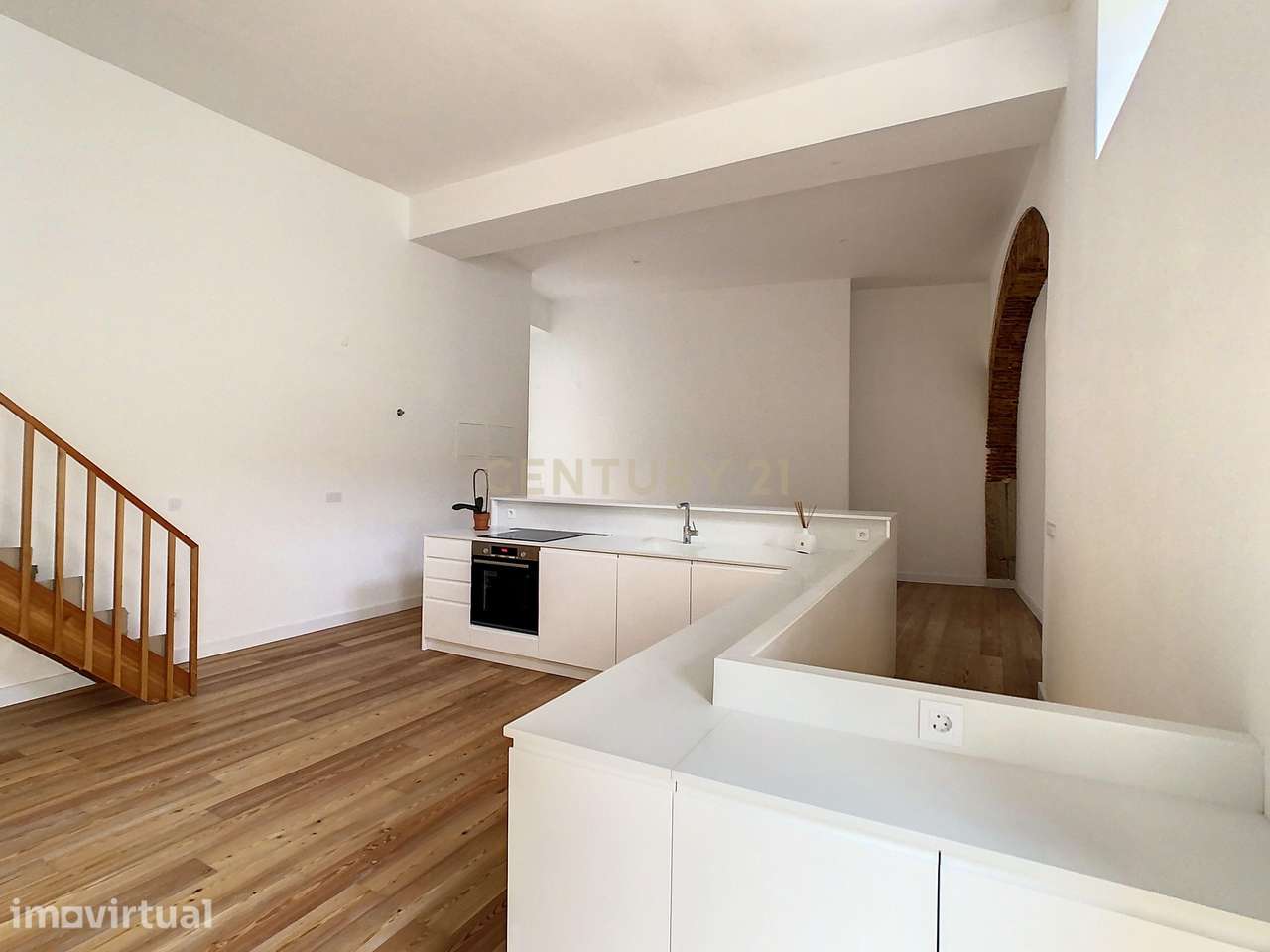 Apartamento T1+1 para arrendar em Alfama - Grande imagem: 3/21