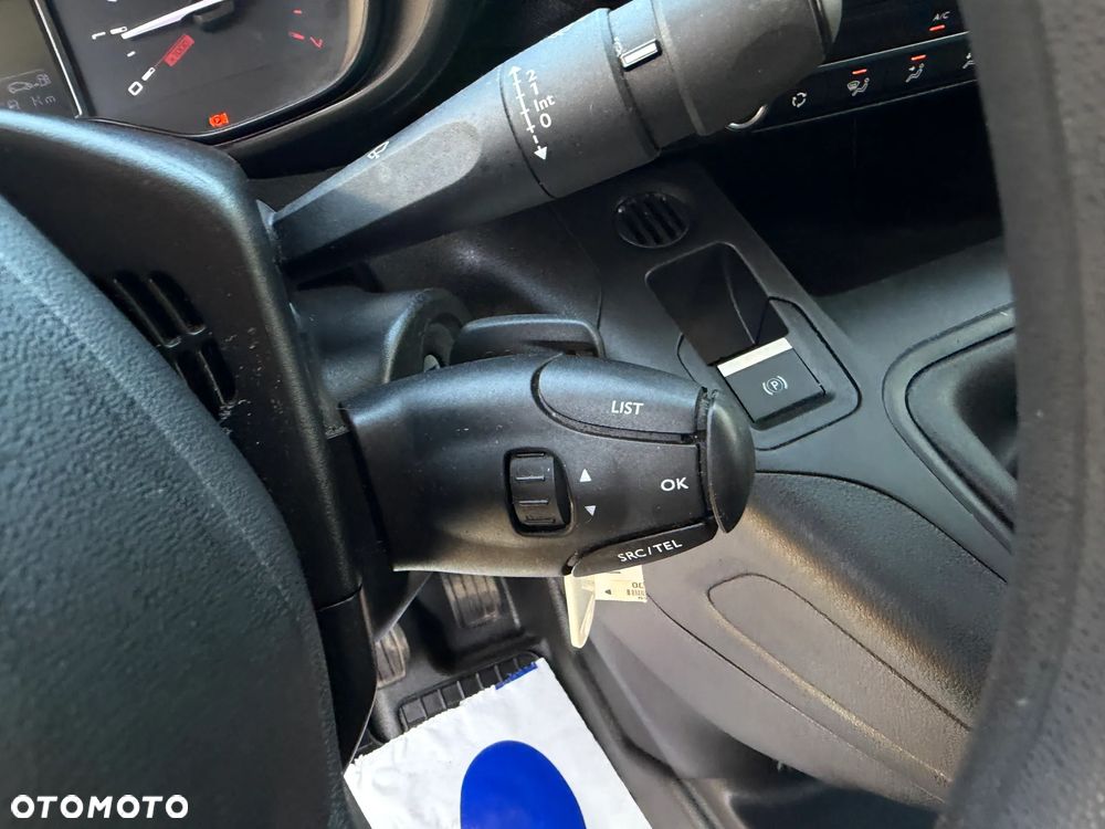 Citroën BERLINGO - 27