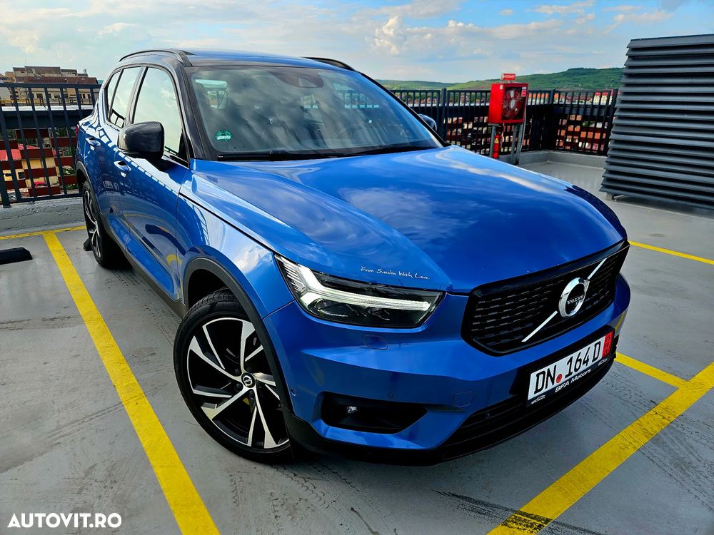 Volvo XC 40 T5 AWD Geartronic R-Design - 1