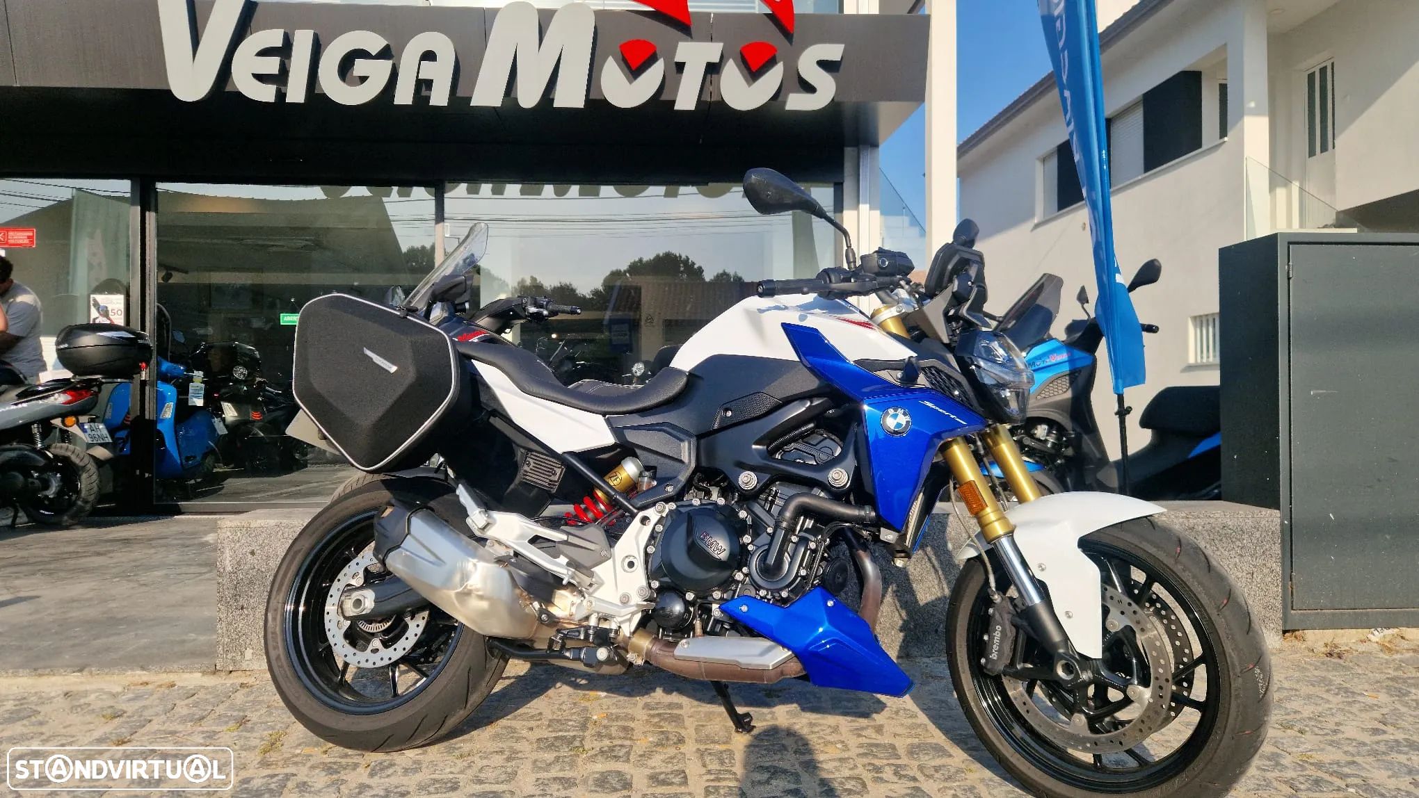 BMW F 900 R SPORT - 1