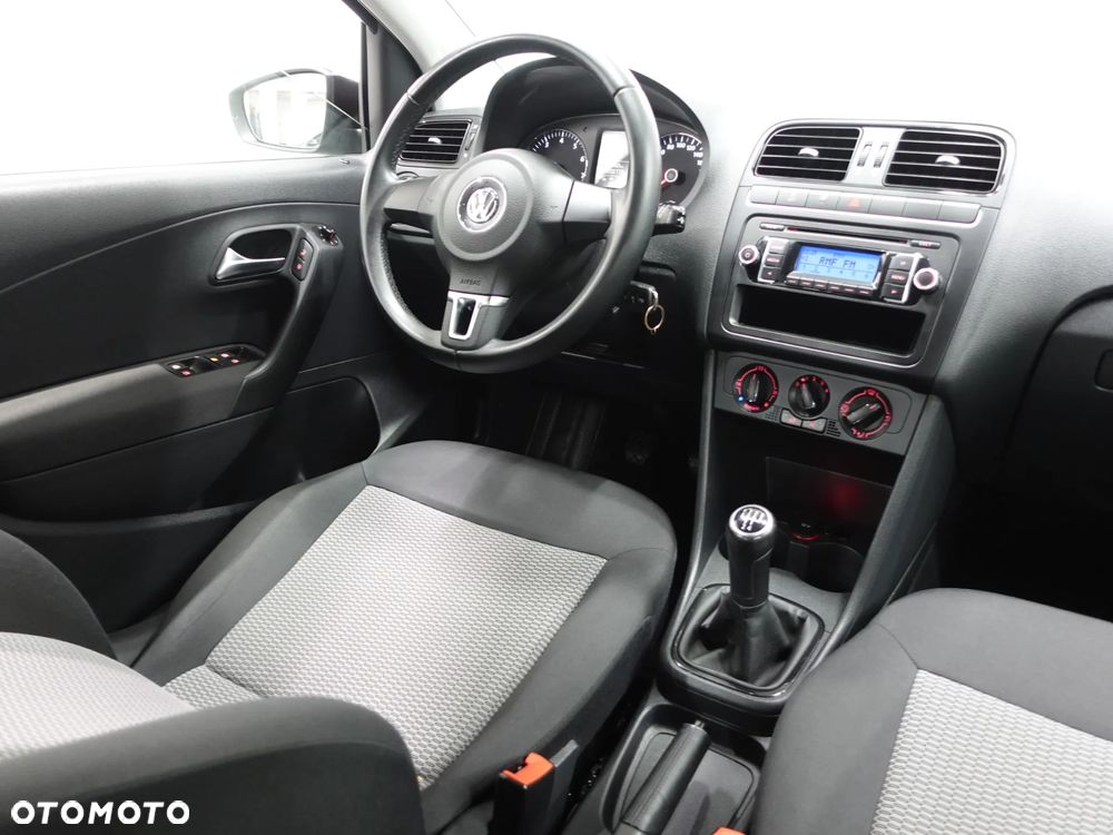 Volkswagen Polo 1.4 16V Trendline - 32