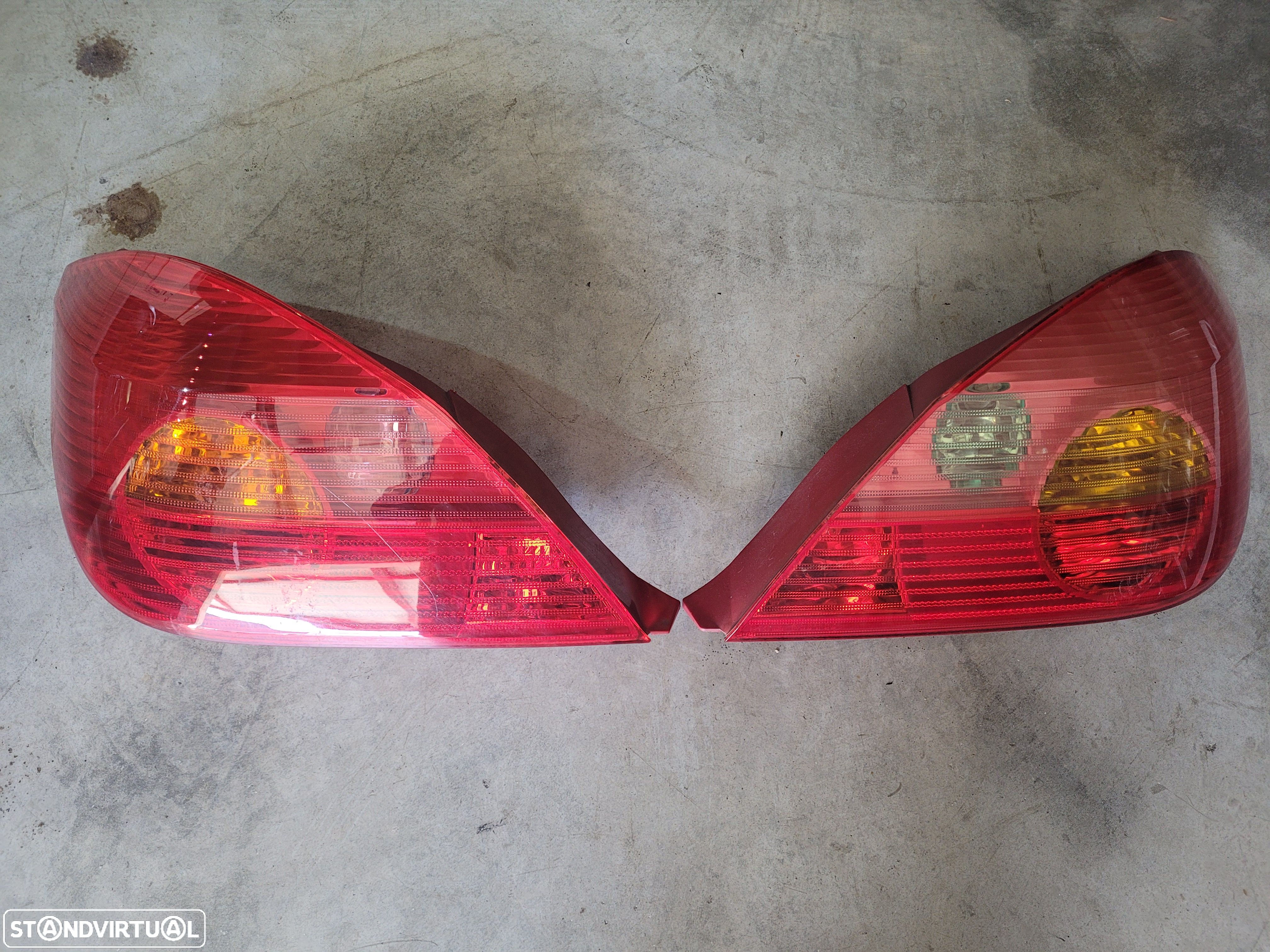 Farolins Traseiros Opel Tigra 2006 - 1