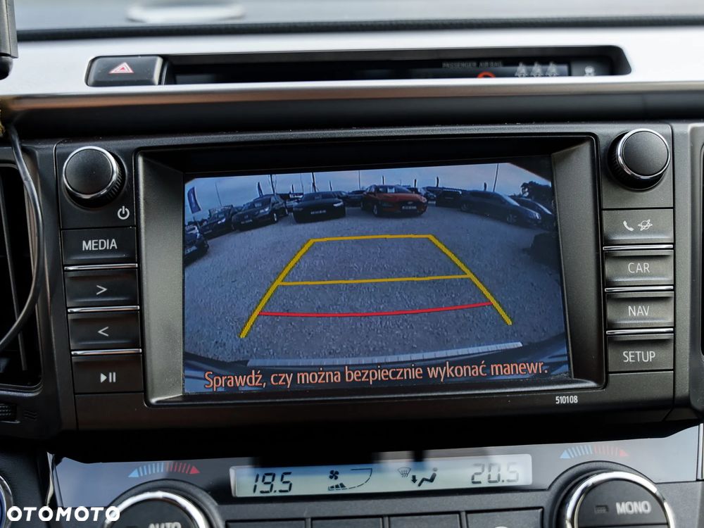 Toyota RAV4 Hybrid Platinum 4x2 - 24