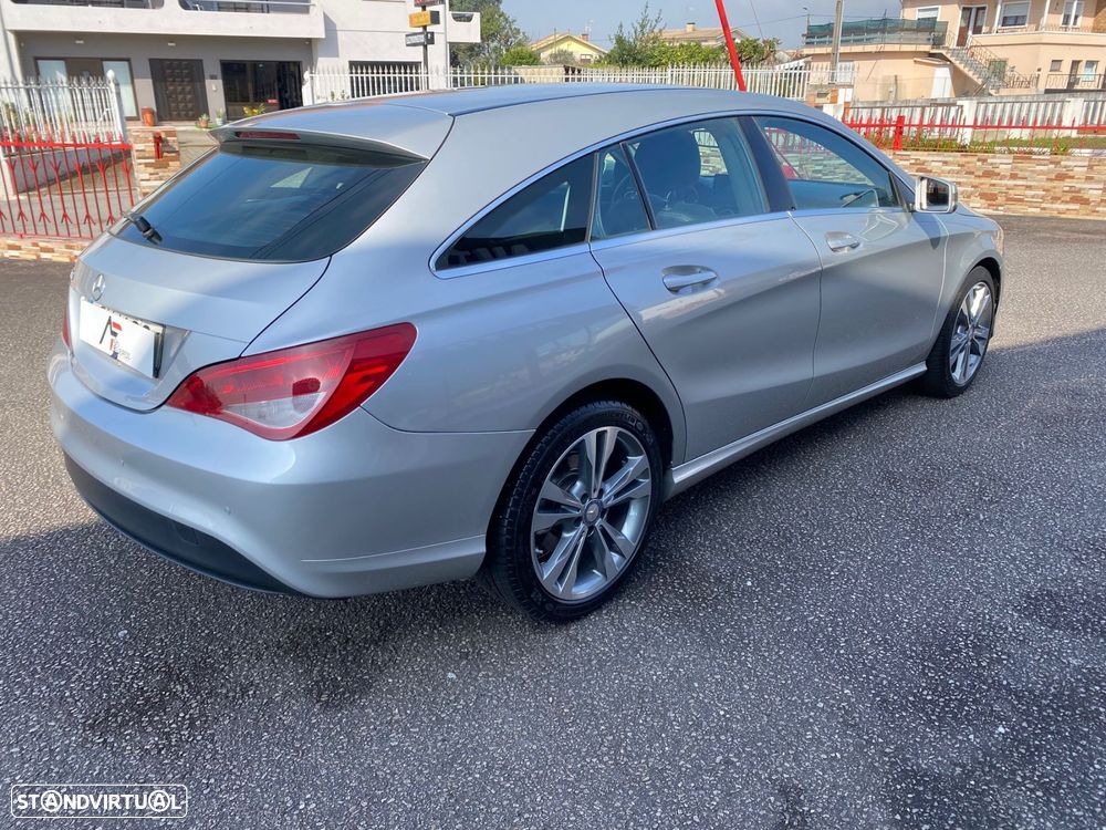 Mercedes-Benz CLA 180 - 4