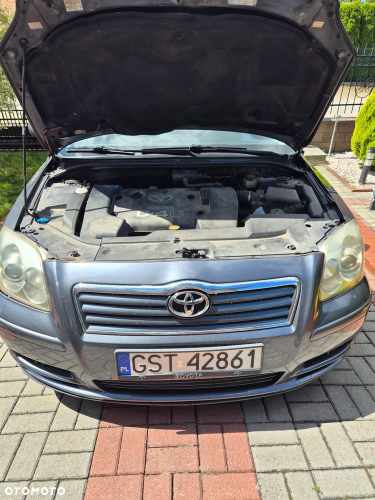 Toyota Avensis 2.0 D-4D - 4
