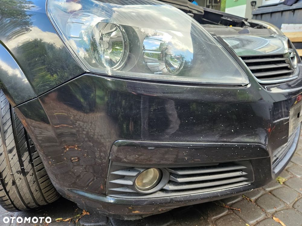 Opel Zafira B II 2 zderzak przód przedni Z20R - 4