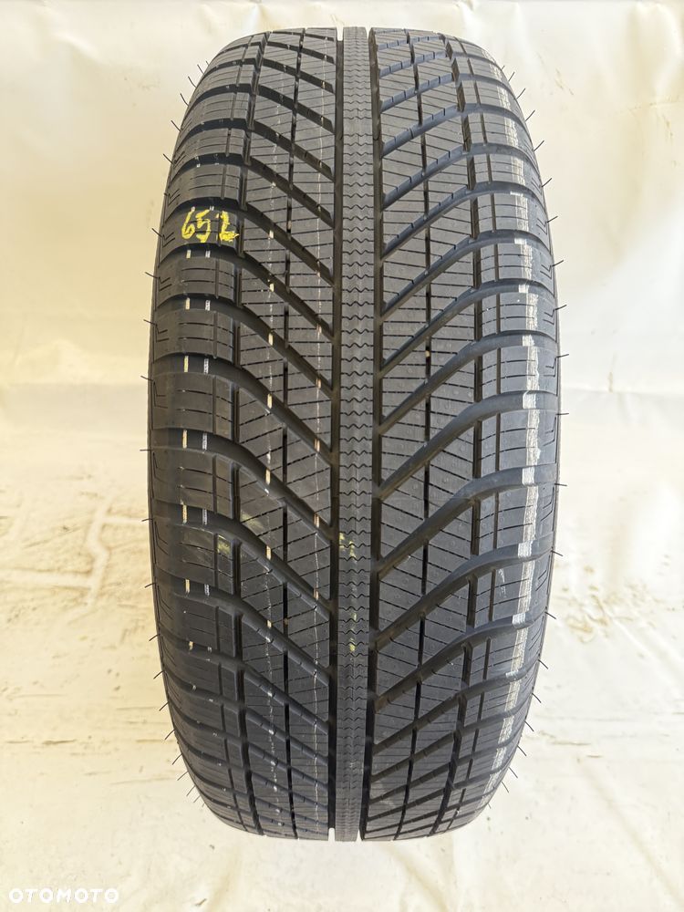 215/60/16 Goodyear Vector 4Seasons 95V 2017R (652) - 1