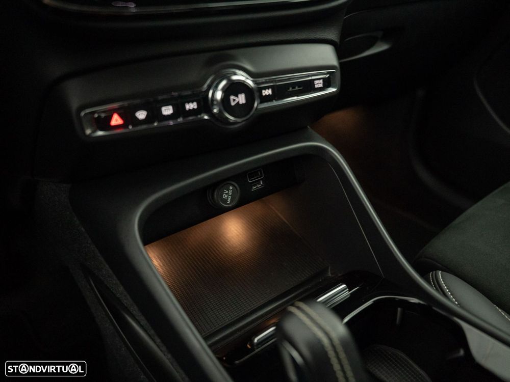 Volvo XC 40 1.5 T5 PHEV R-Design Expression - 30