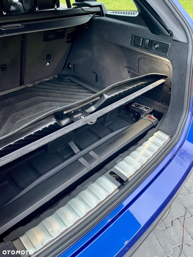 BMW Seria 3 320d M Sport - 29