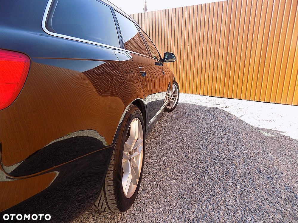 Audi A6 Avant - 30