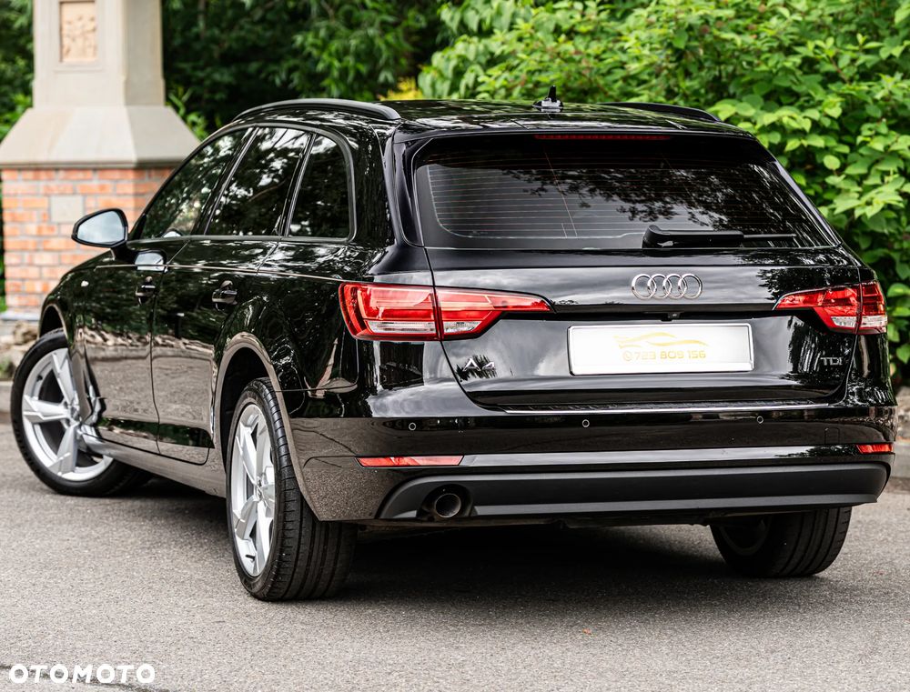 Audi A4 Avant 2.0 TDI Design - 3