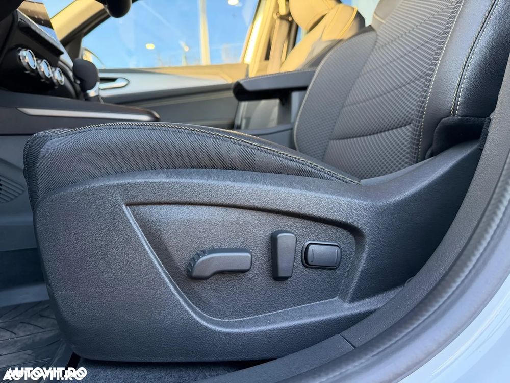 Renault Arkana E-TECH 145 Techno - 16