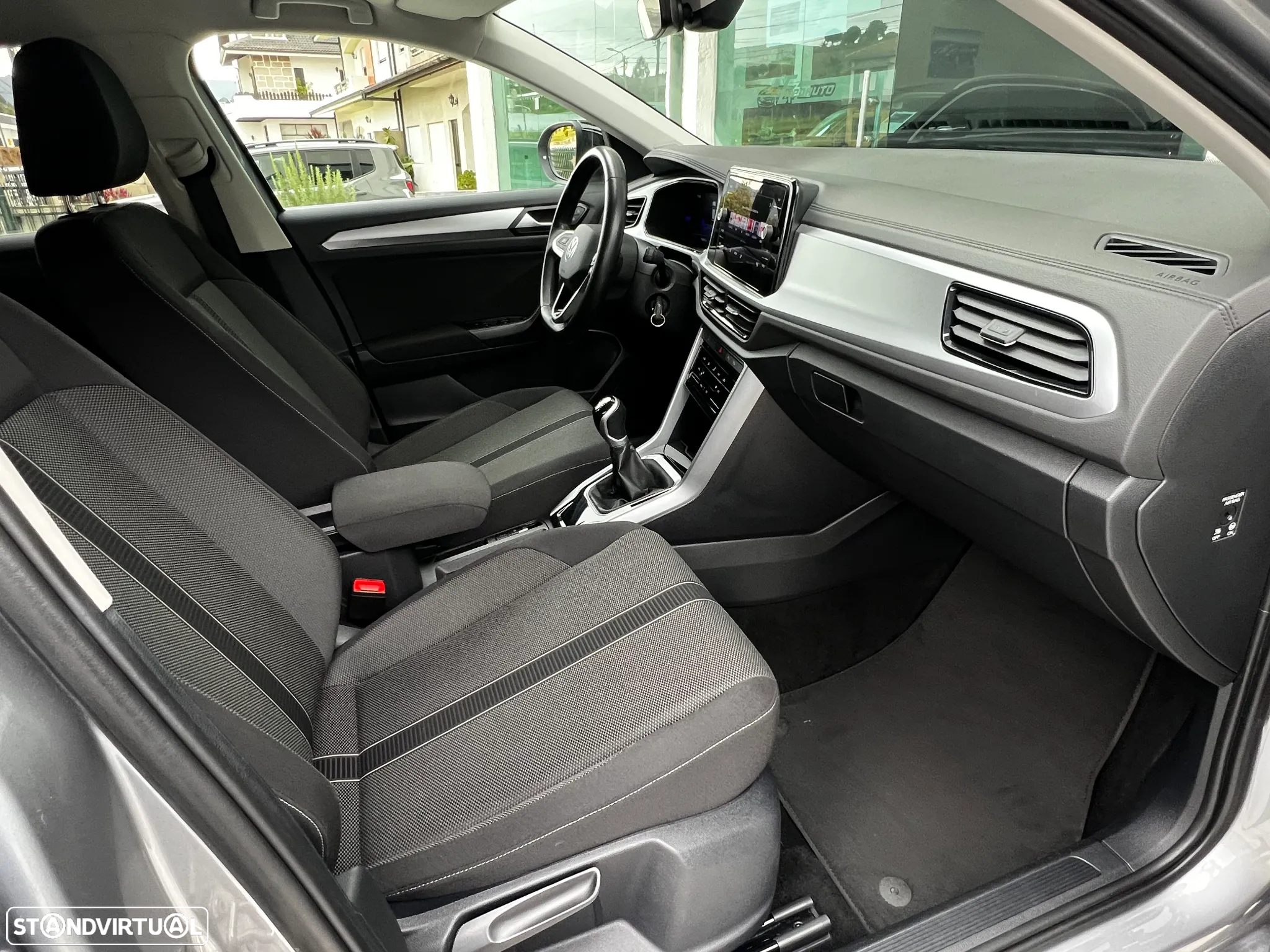 VW T-Roc 1.0 TSI Urban - 21