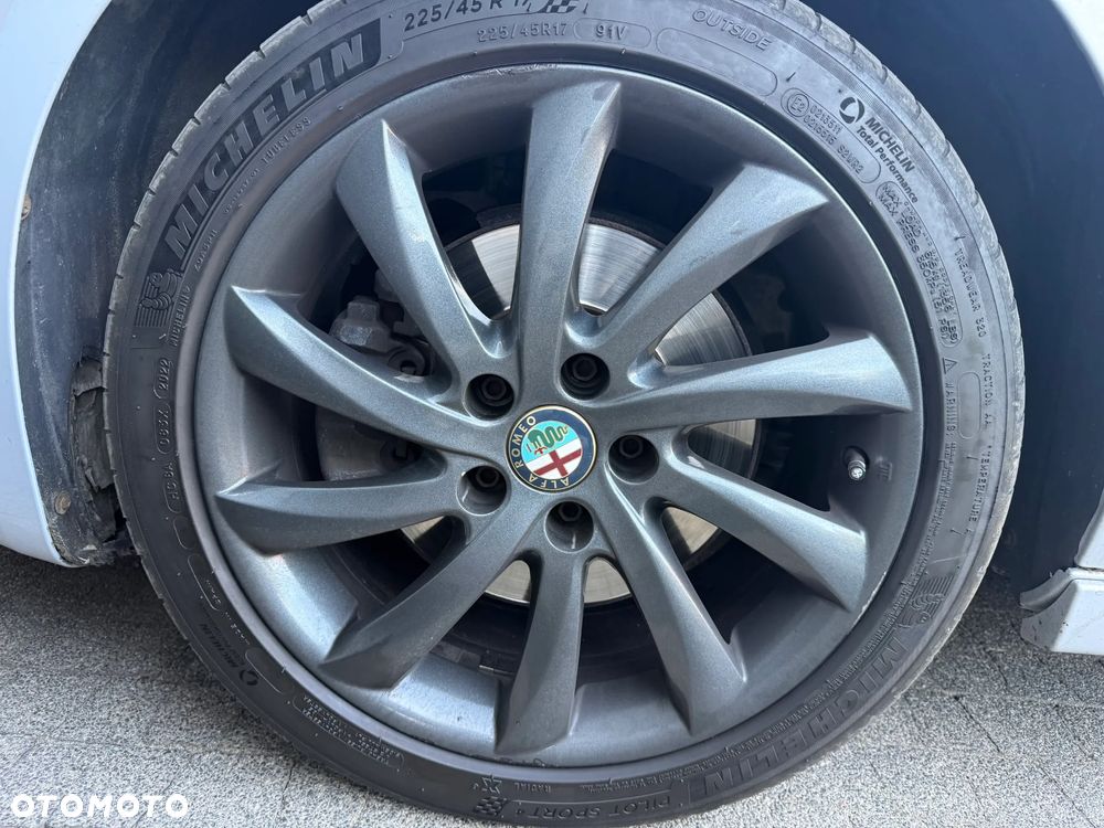 Alfa Romeo Giulietta 1.4 TB MultiAir TCT - 15