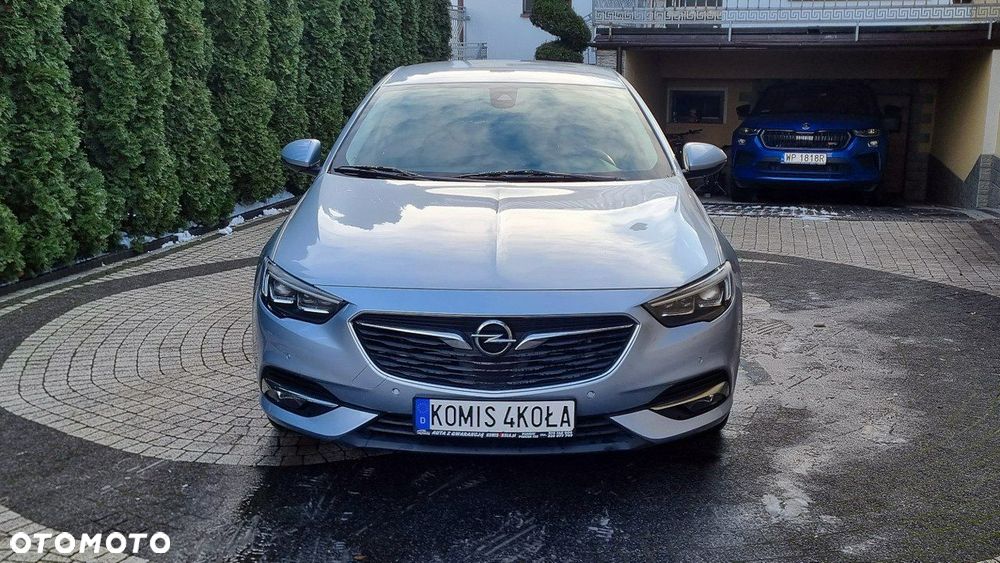 Opel Insignia - 8
