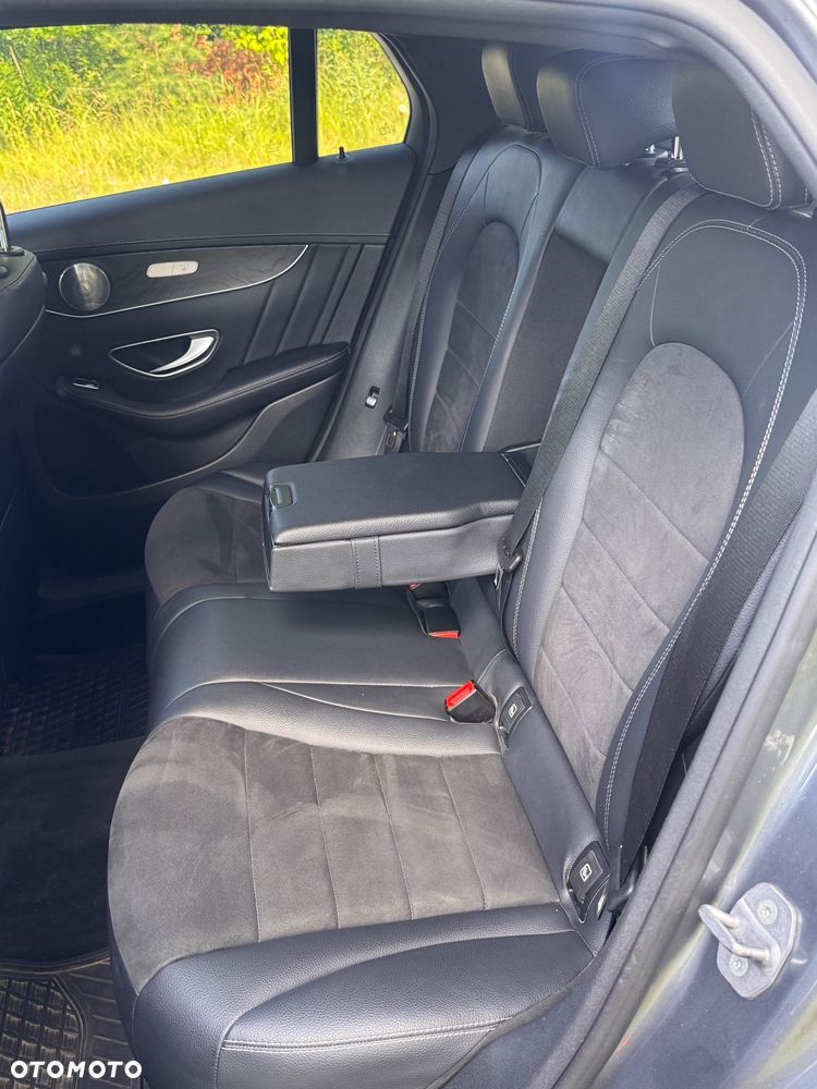 Mercedes-Benz GLC - 23