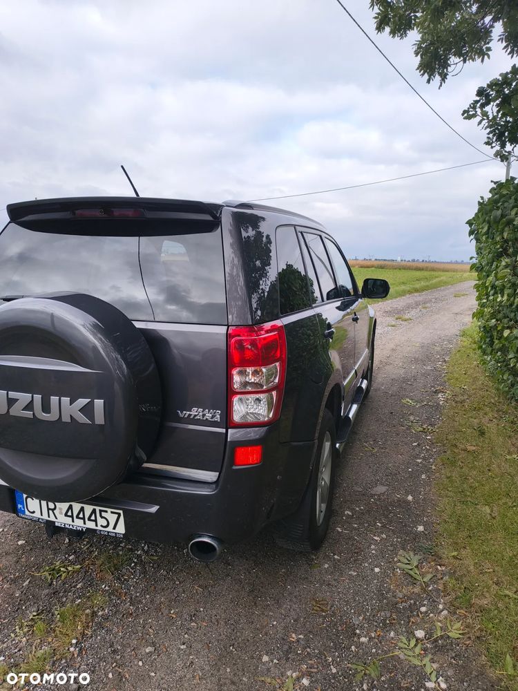 Suzuki Grand Vitara 2.4 De Luxe - 7
