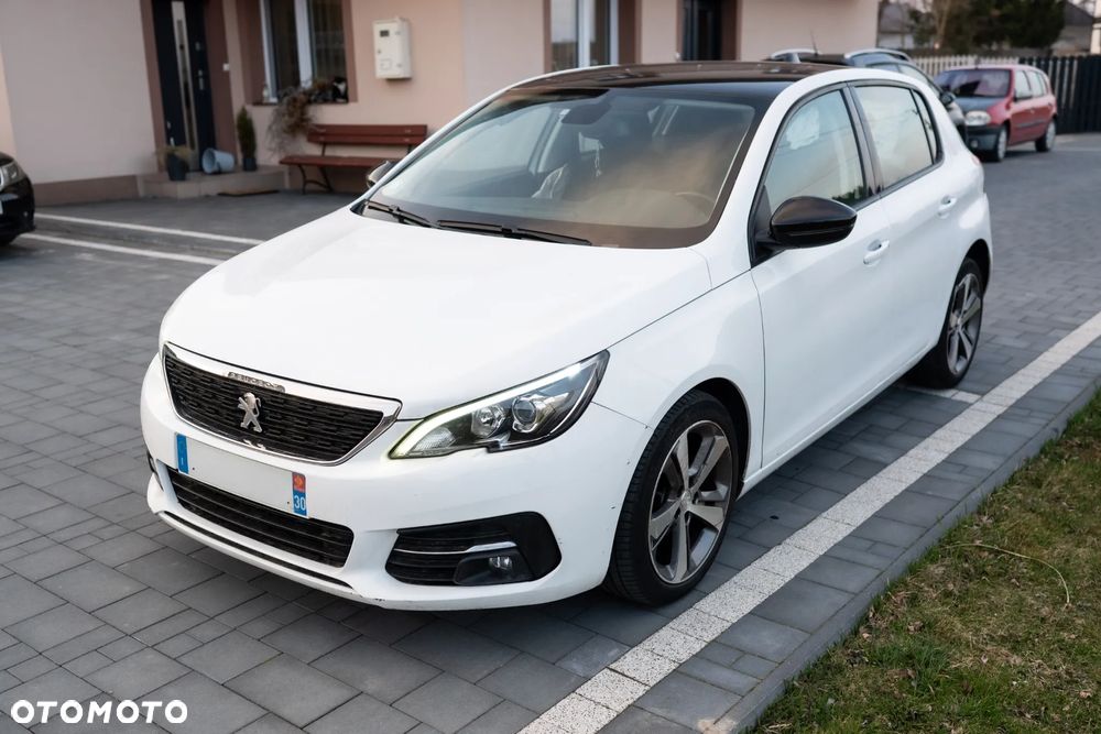 Peugeot 308 - 1
