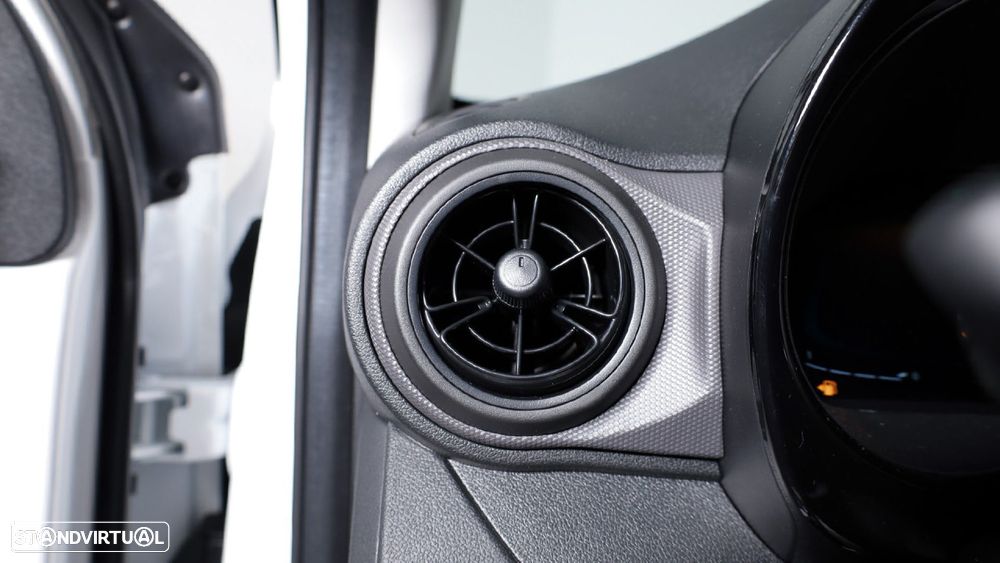 Hyundai i10 1.0 Comfort (TT) - 4