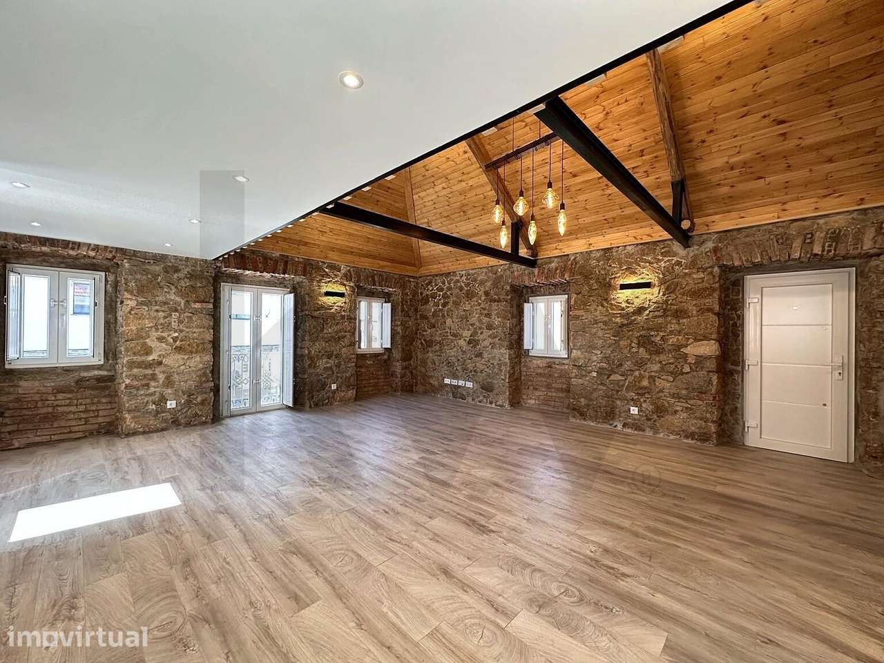 Moradia T3 totalmente remodelada em Ribamar - Lourinhã, a poucos minut - Grande imagem: 5/37