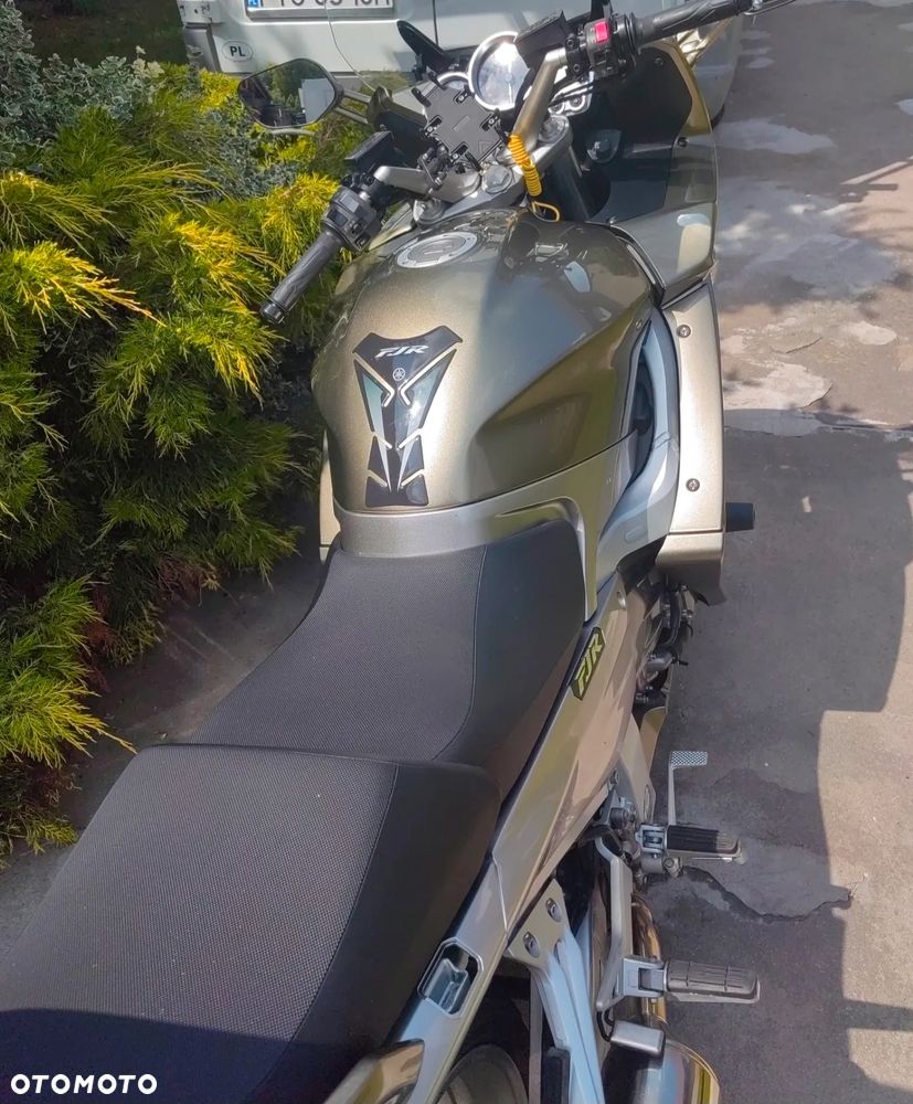 Yamaha FJR - 10