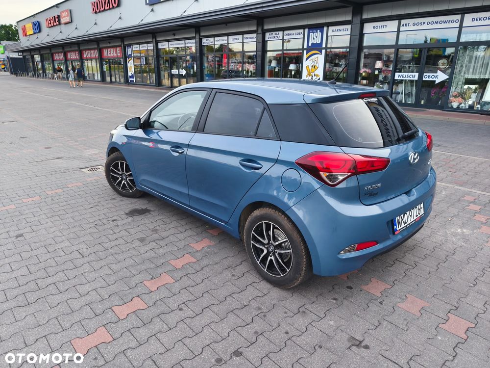 Hyundai i20 1.2 Fresh - 3