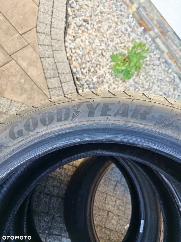 Opona GOODYEAR EAGLE F1 - 2
