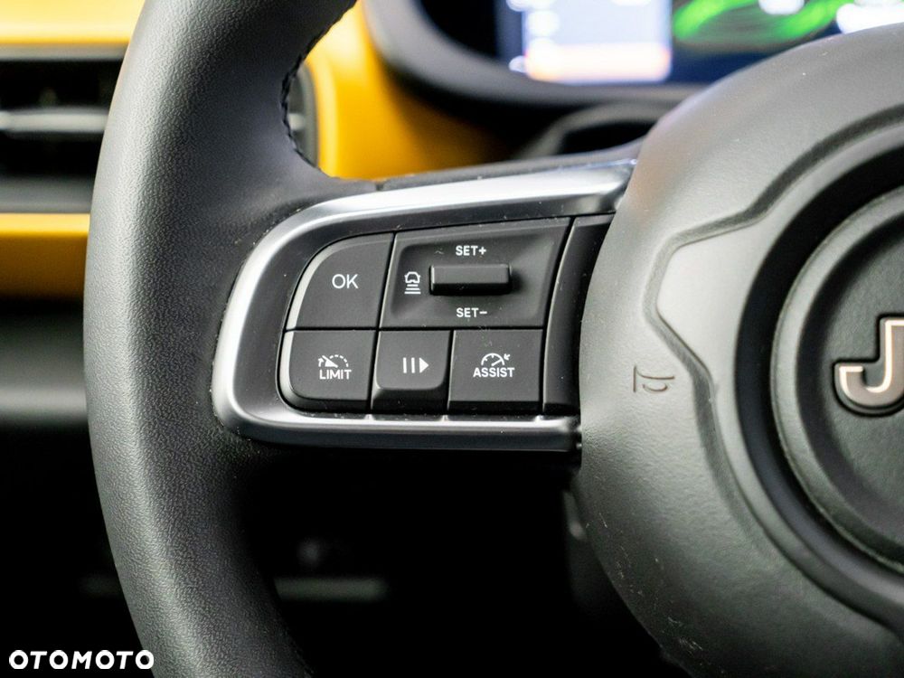 Jeep Avenger 1.2 GSE T3 Summit FWD - 29